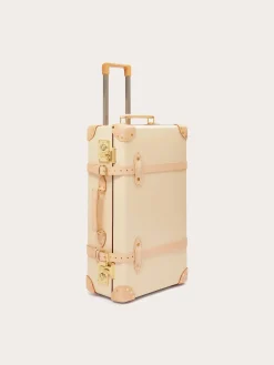 Globe-Trotter Safari 26" Trolley Case